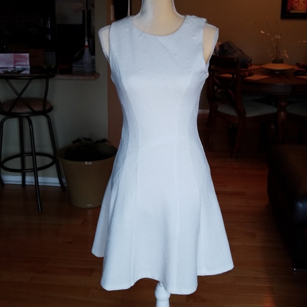 Necessary Objects White Quilted Dress M
